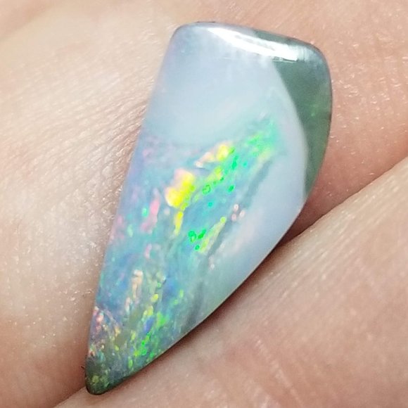 Australian Winton Opal * 14.7 x 6.7 x 4.2mm * solid, natural, gemmy boulder opal - Picture 14 of 15